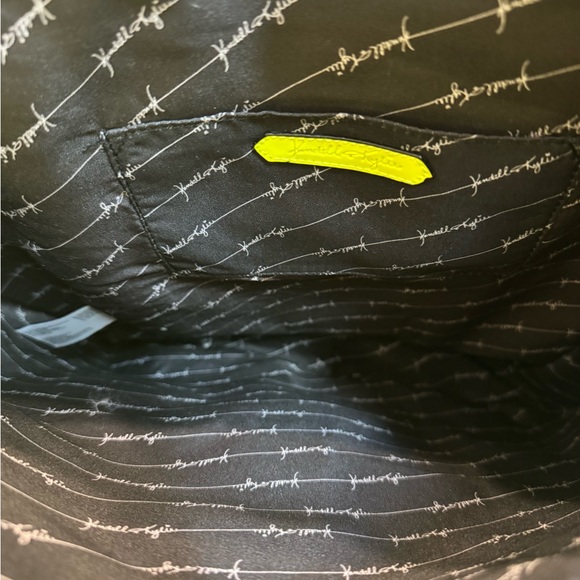 Kendall & Kylie Black Interior with Yellow Accent - Picture 4 of 6